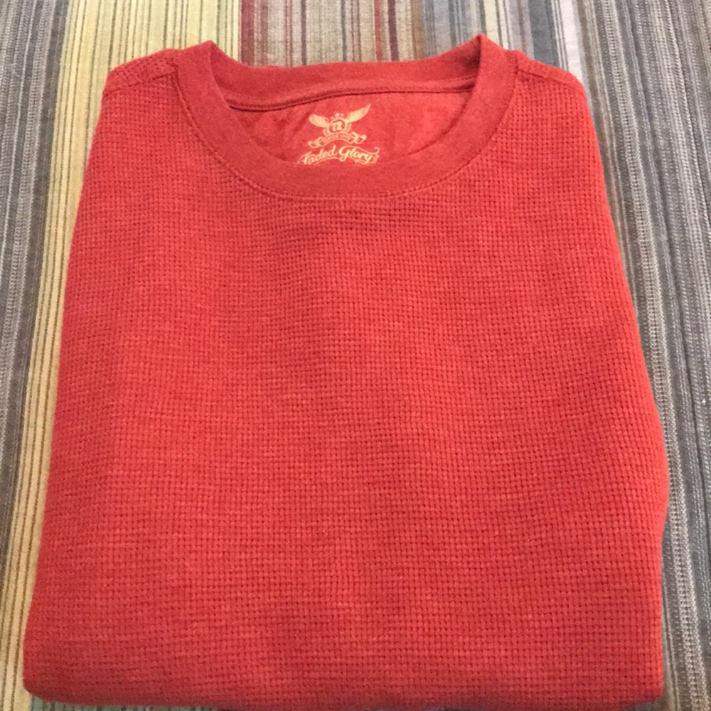 Men’s thermal top . Size S (34-36)